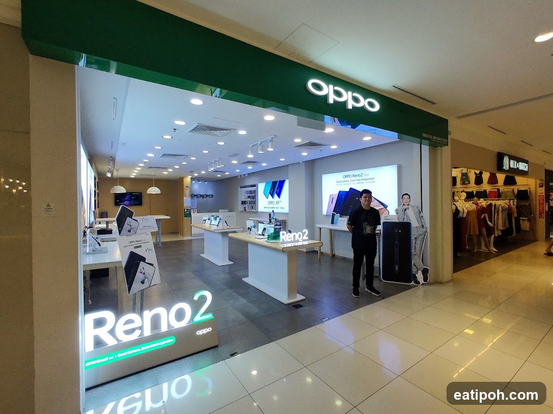 OPPO EXPERIENCE STORE