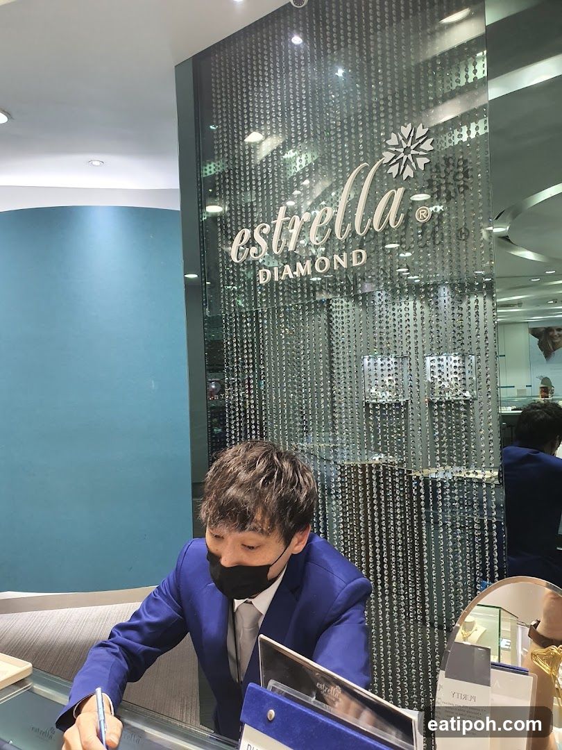 Jewelry Store Counter