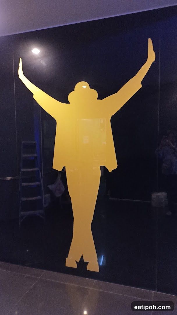 Michael Jackson Silhouette