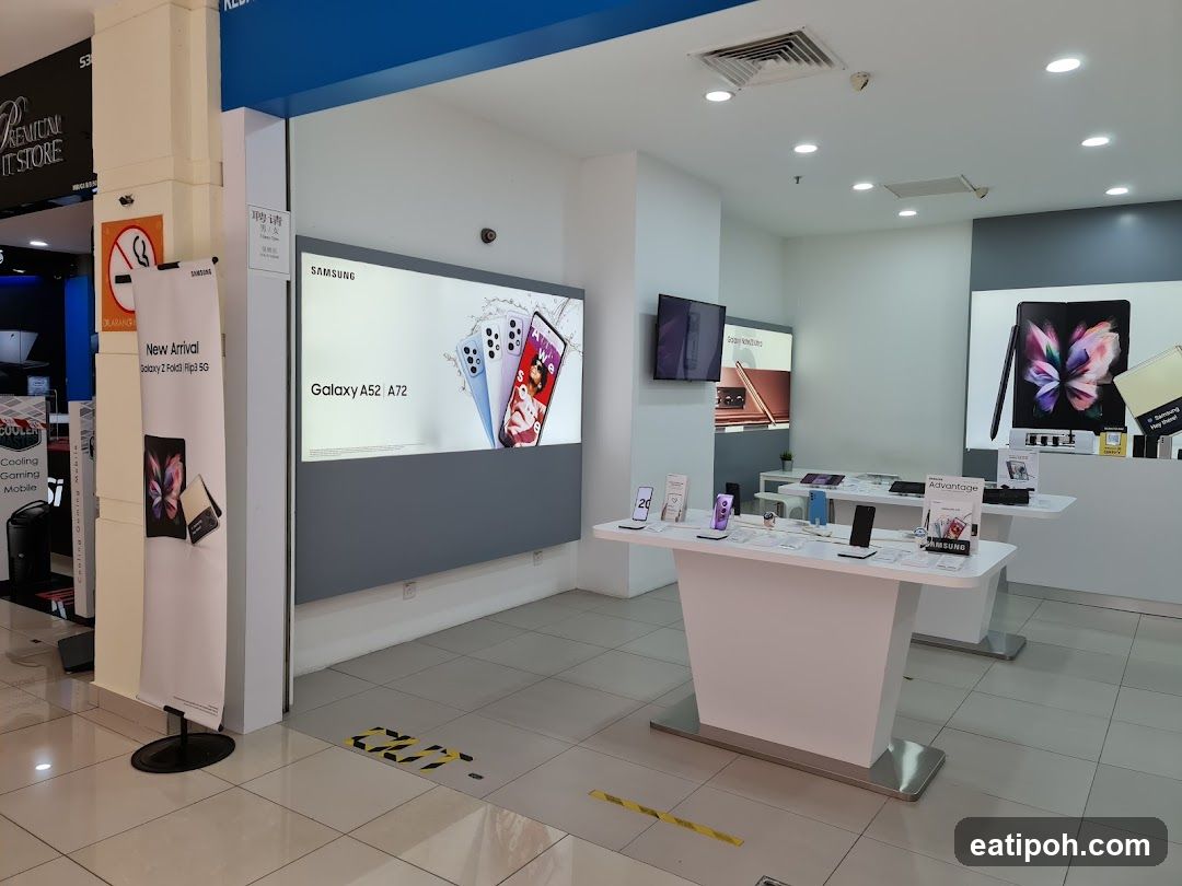 Samsung Store Interior