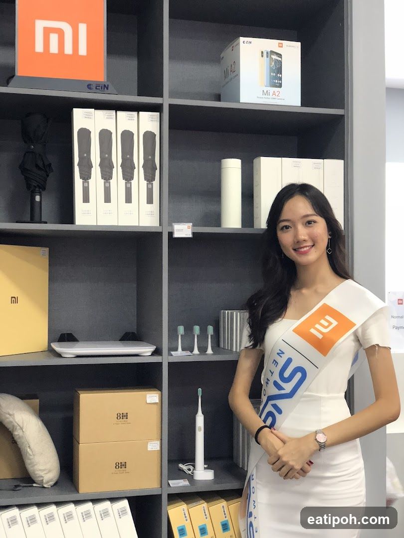 Mi Store Display