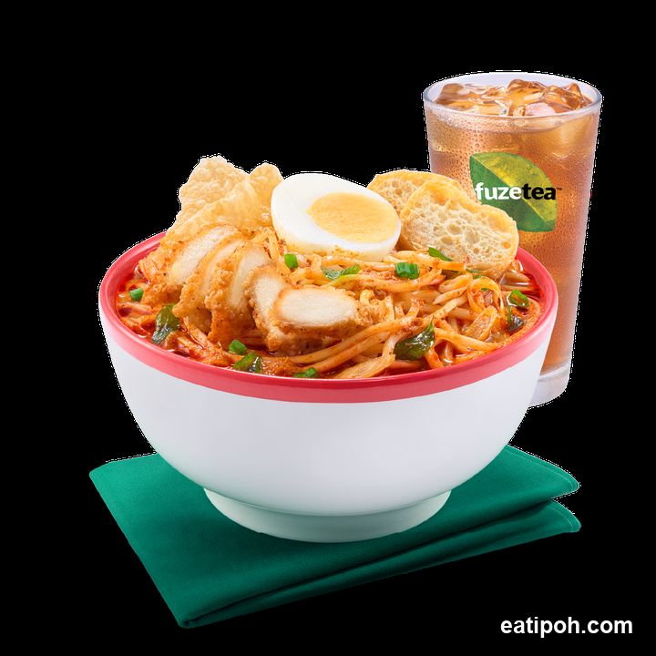 Noodle Dish with Fried Chicken and Tea