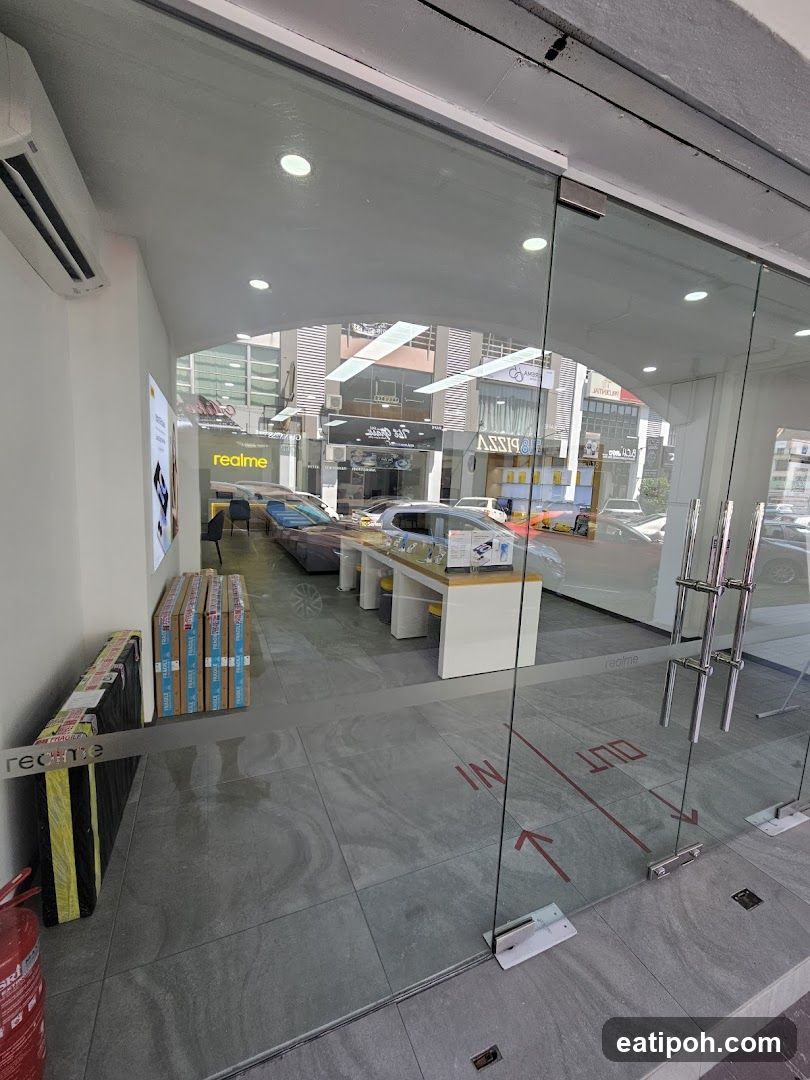 Ipoh realme Exclusive Service Center