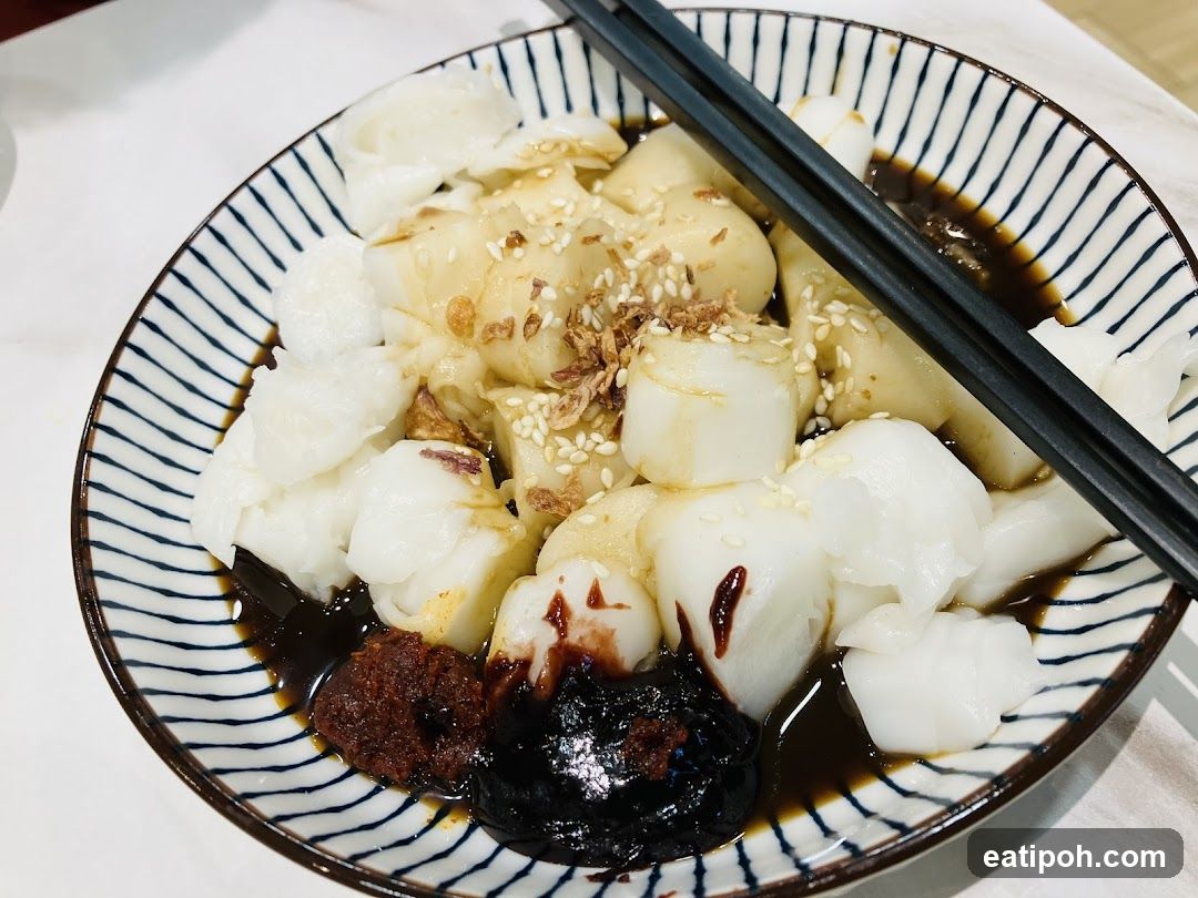 Cheung Fun with Sauce