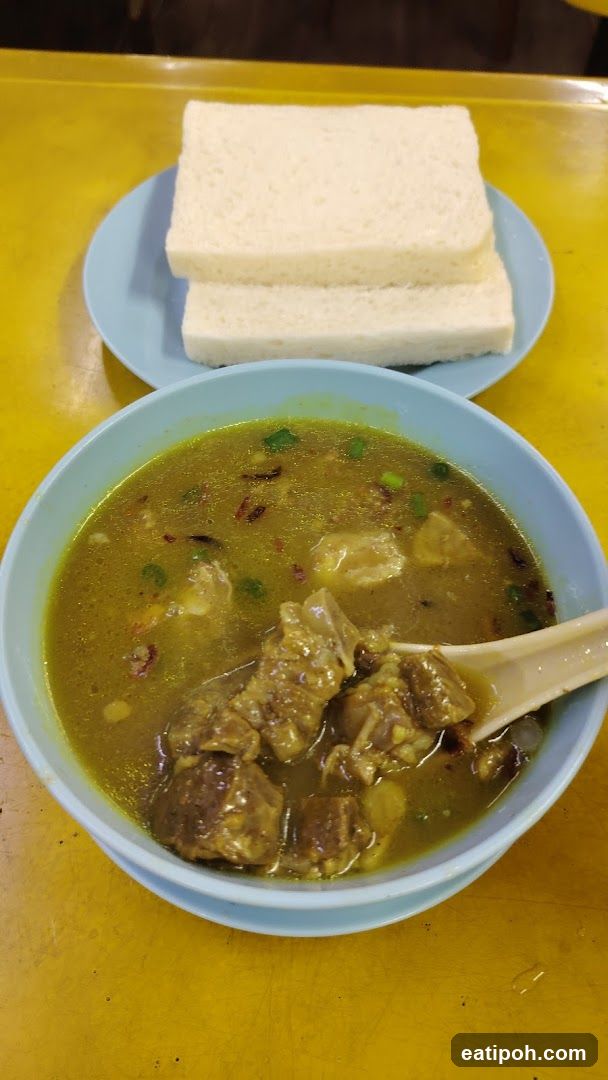 Beef Soup with Bread