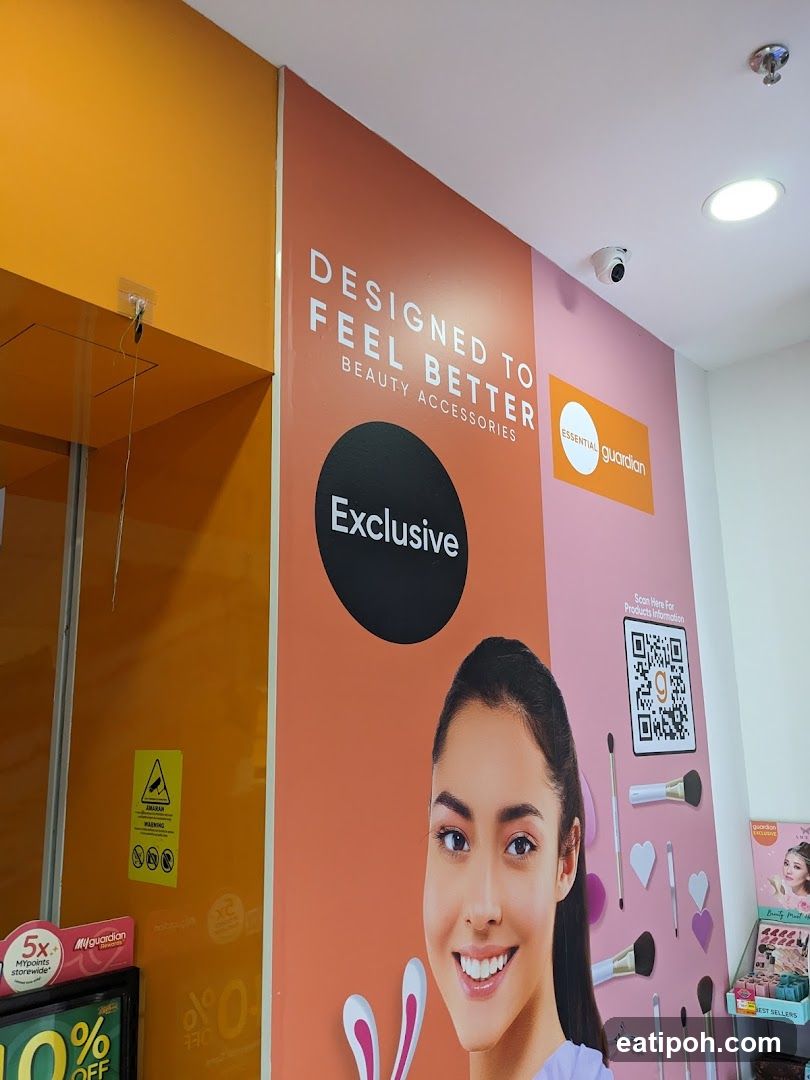 Beauty Accessories Store Wall Display