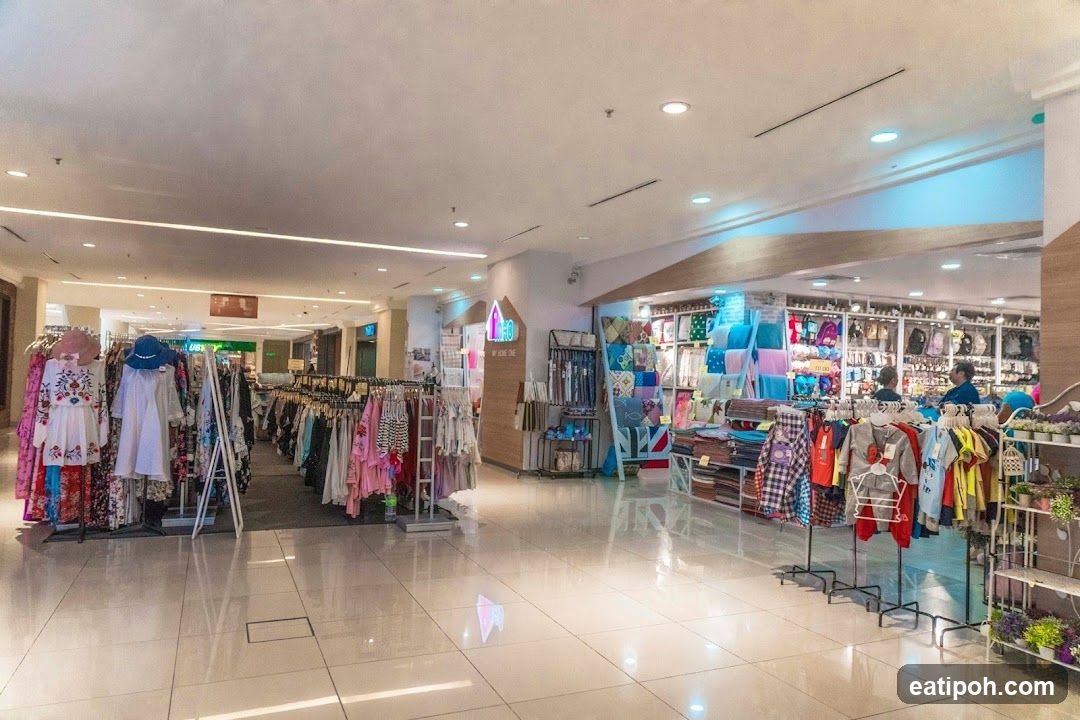 Clothing and Accessories Store