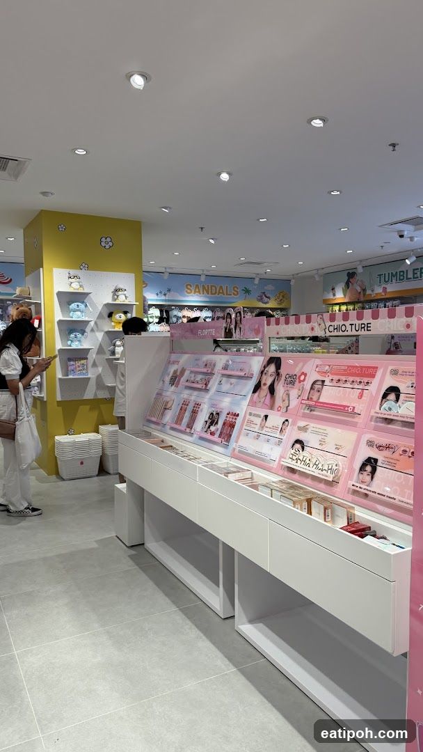 Cosmetics Display