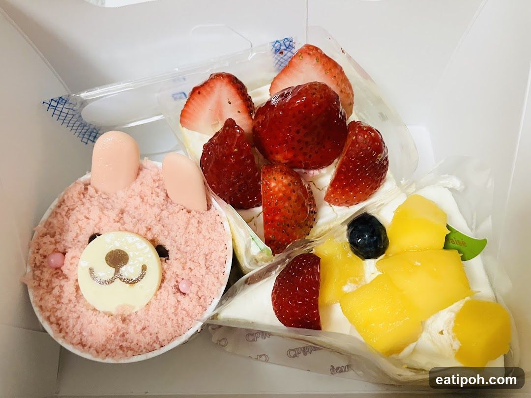Dessert Box with Bear-Shaped Cake and Fruit Slices