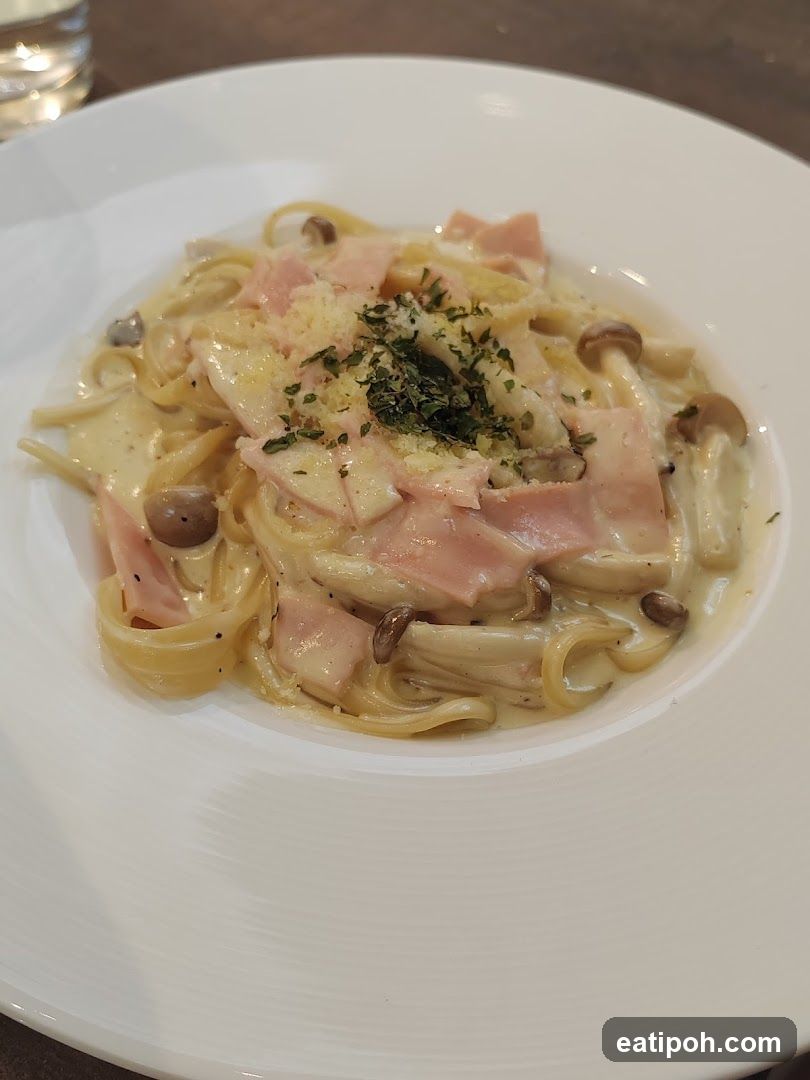 Creamy Pasta with Ham and Mushrooms