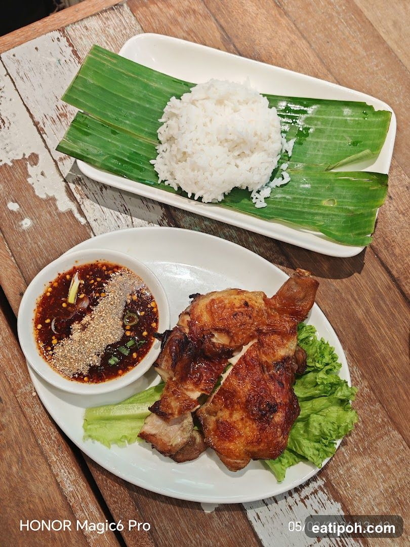 Grilled Chicken with Rice and Dipping Sauce