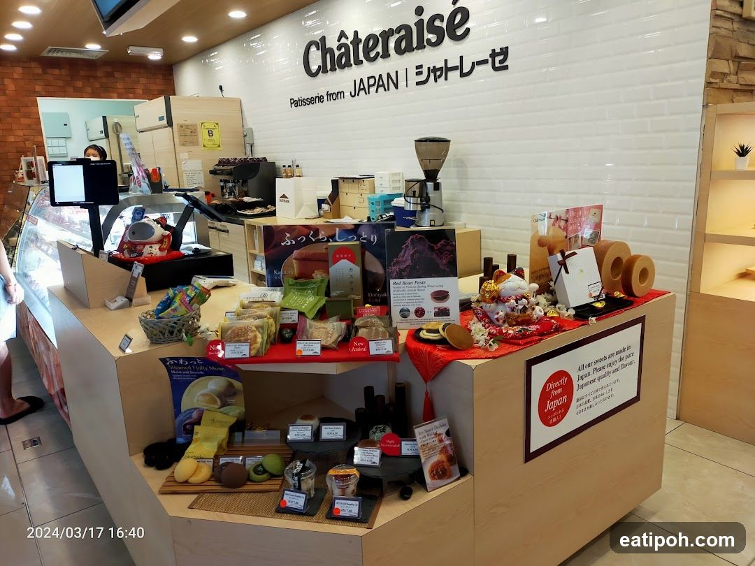 Châteraise Patisserie Display