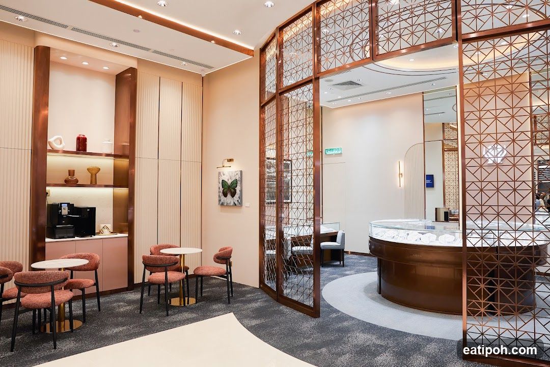 Elegant Jewelry Store Interior