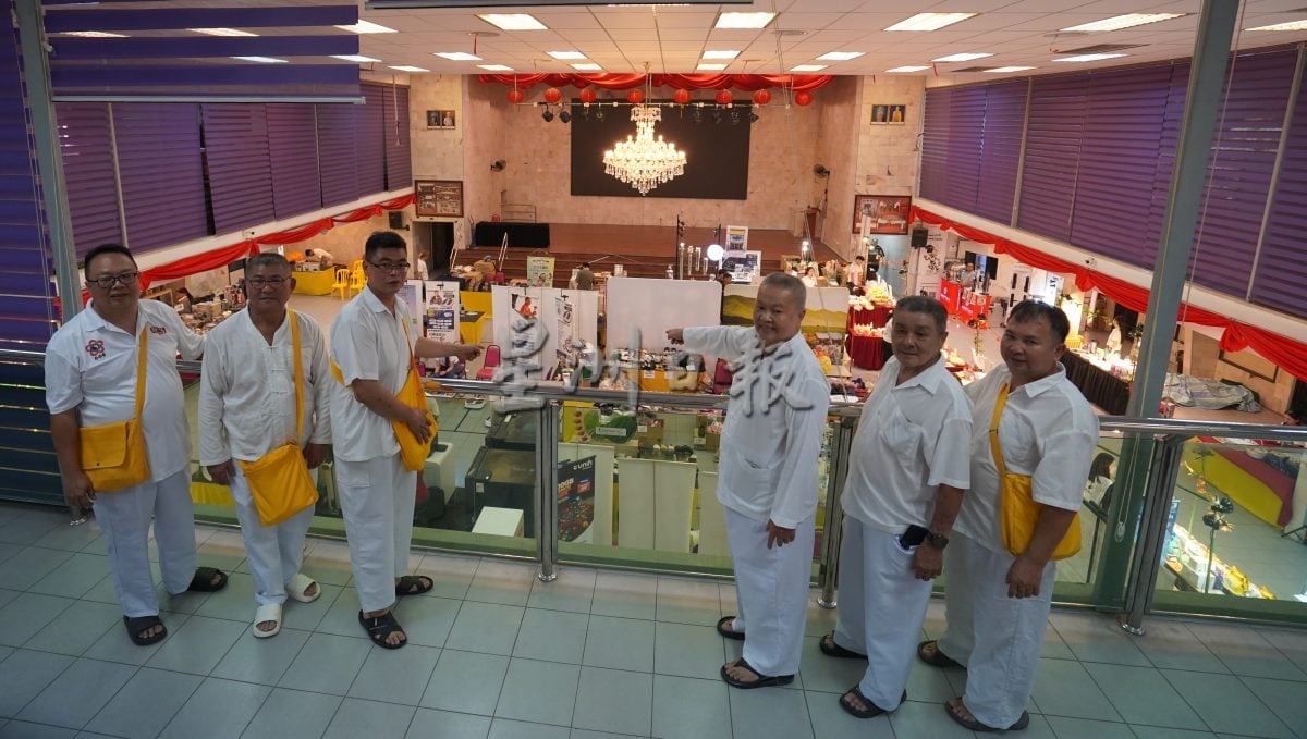 Nine Emperor Gods birthday bazaar stalls inside Ipoh Dou Mu Gong hall